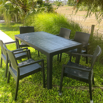 Mesa Niza + 4 Sillones Milano Rattan